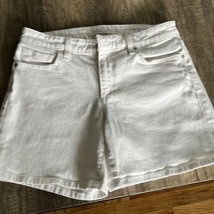 Women’s Joe’s white denim shorts-size 27